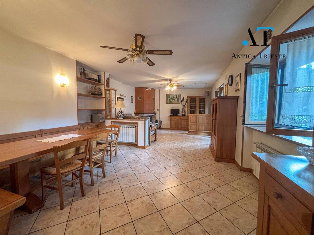 Villa a Trieste in Località Trebiciano, 172 - Foto 3
