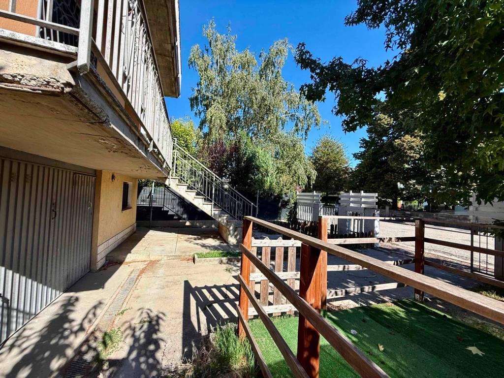 Villa a Alfonsine in Via Eumeo Costa, 7 - Foto 4