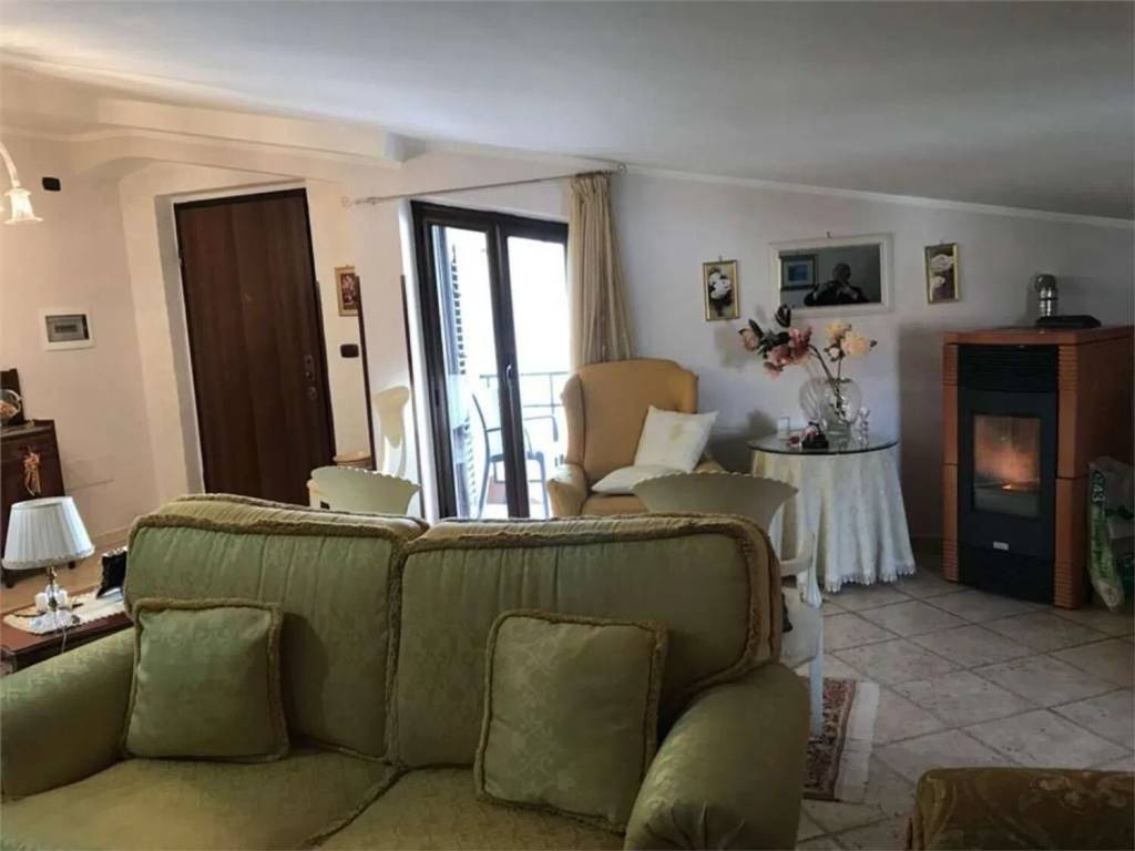 Appartamento a Siderno in Via Torrente Garino S.N.C. - Foto 2