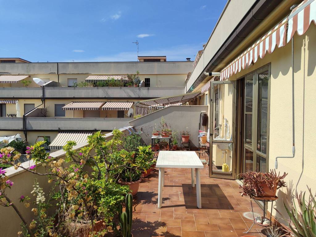 Appartamento a Roseto degli abruzzi in Via Francesco Marcacci, 10 - Foto 3
