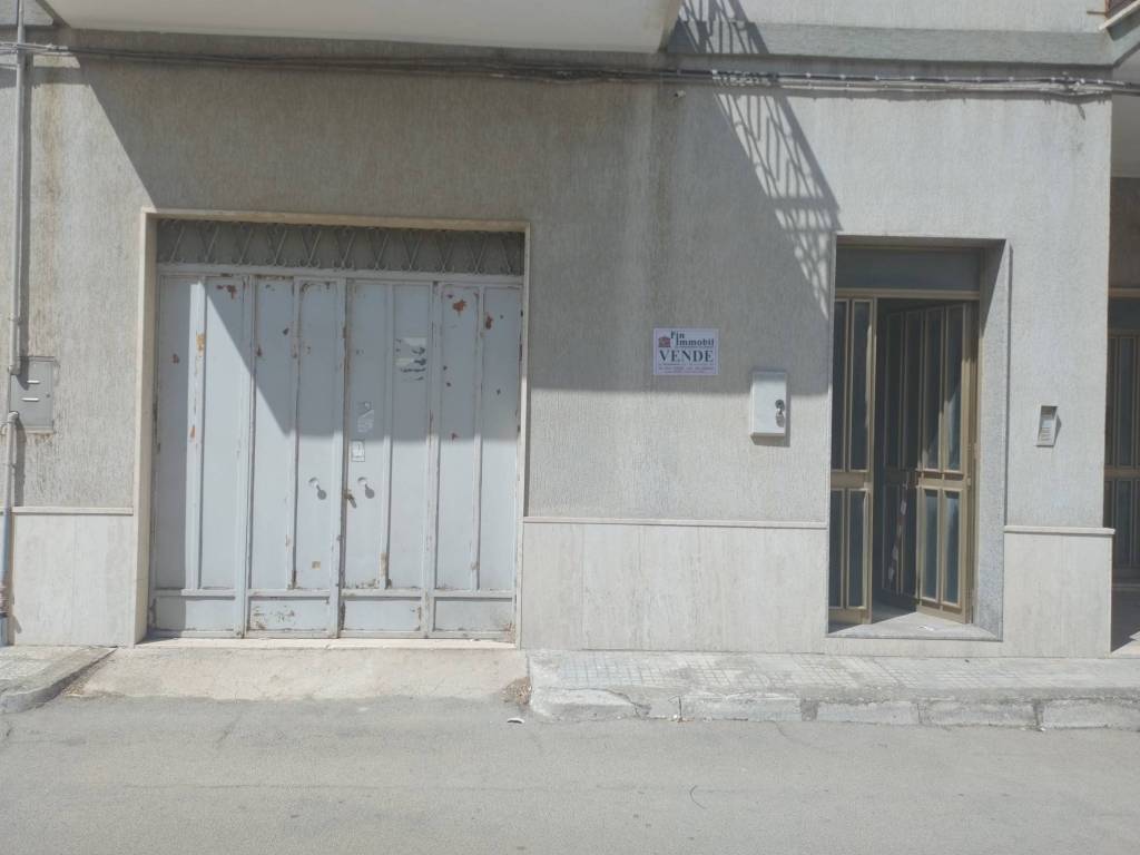 Appartamento a Salice salentino in Via Pietro Mascagni, 5 - Foto 2