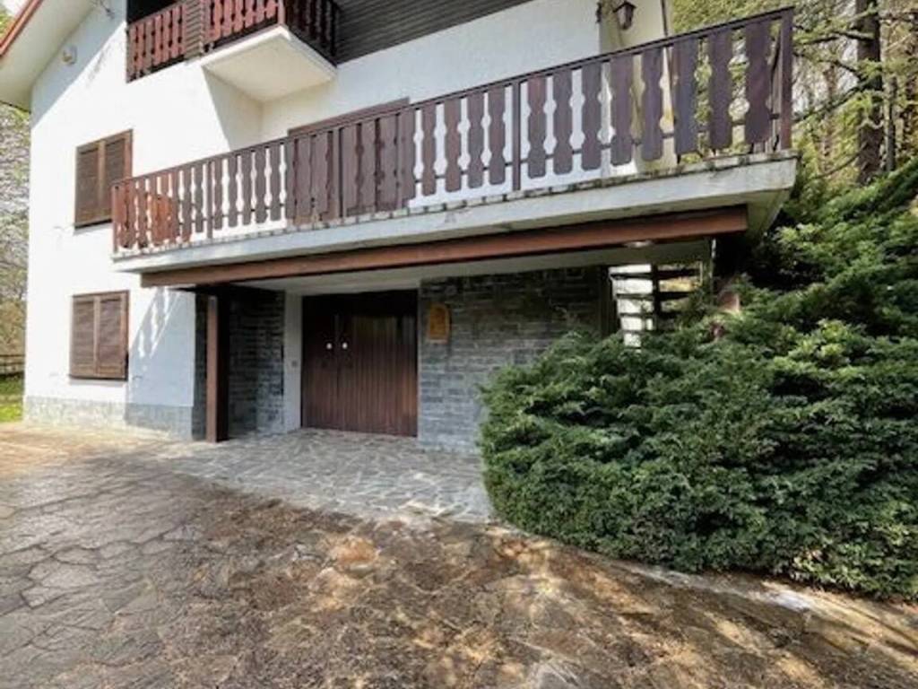 Villa a Barzio in Via Cantello, 5 - Foto 2