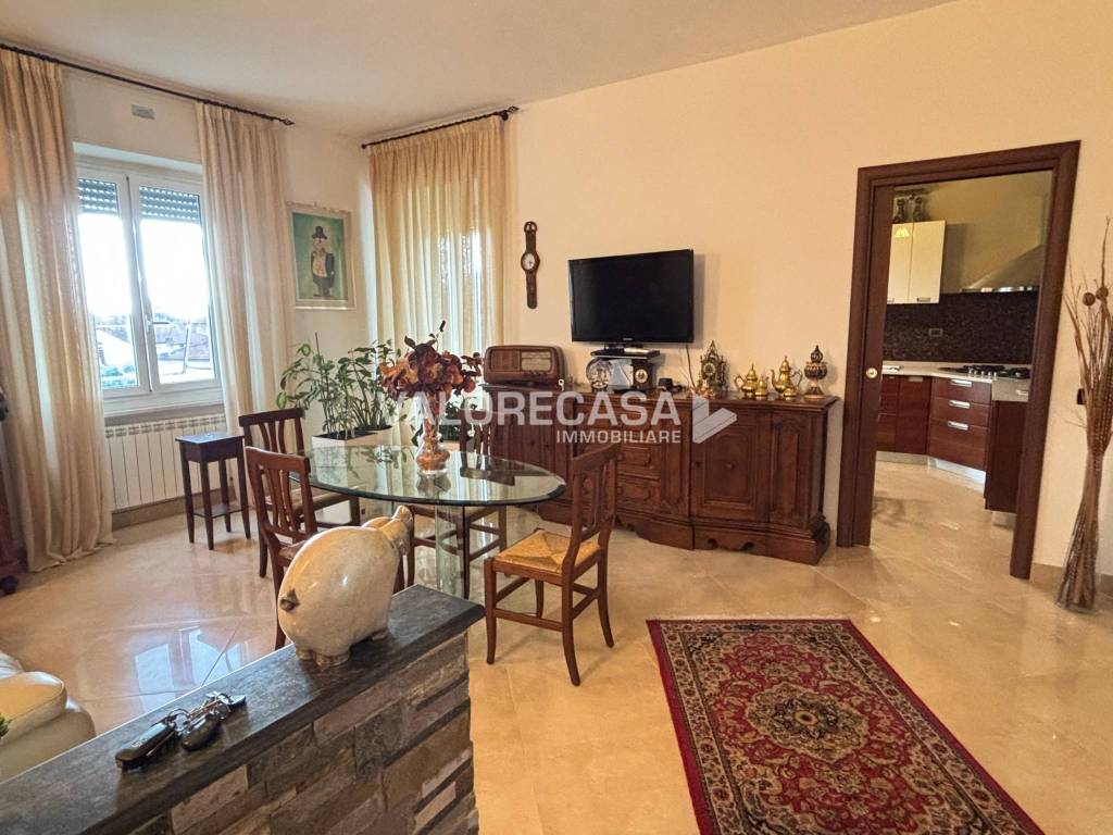 Appartamento a Ameglia in Via Caffaggio - Foto 3