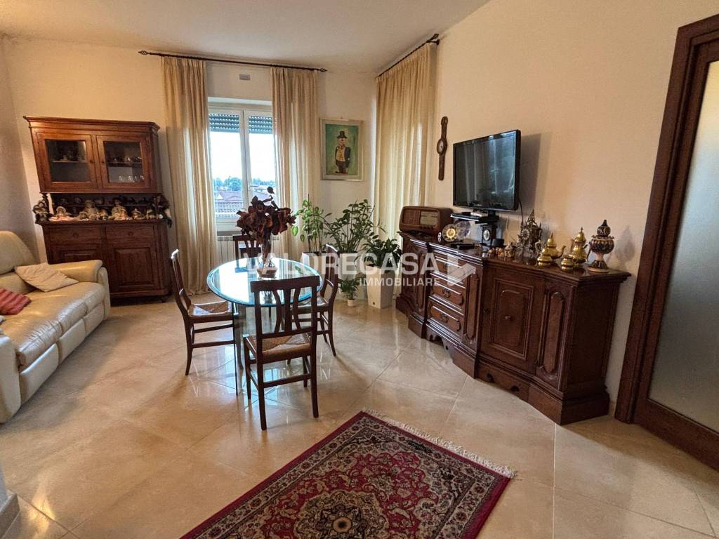 Appartamento a Ameglia in Via Caffaggio - Foto 5