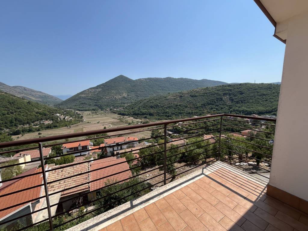 Appartamento a Lenola in Via Fratelli Rosselli - Foto 5