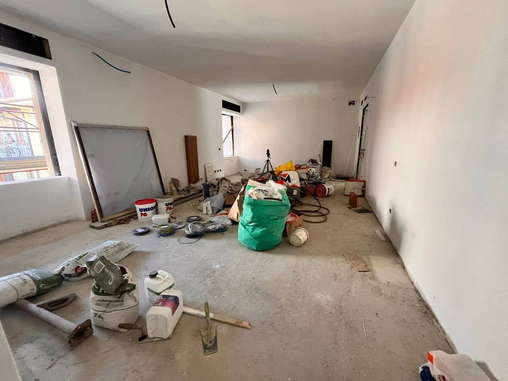 Appartamento a Carugo in Via Enrico Tazzoli, 13 - Foto 3