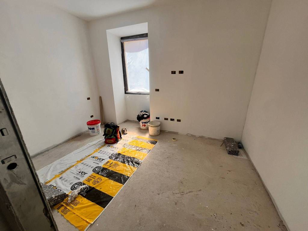 Appartamento a Carugo in Via Enrico Tazzoli, 13 - Foto 4