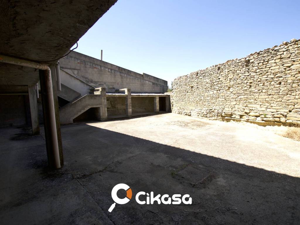 Box / garage a Mandas in Via Cagliari - Foto 3