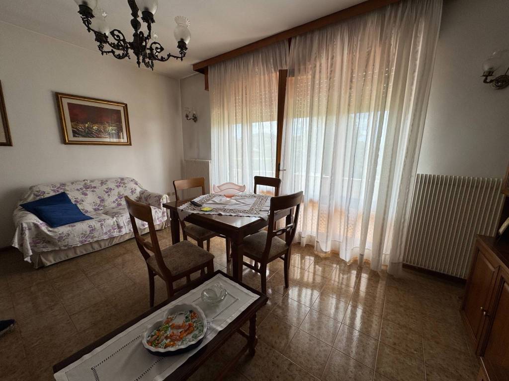 Villa a Latisana in Via Trieste, 45 - Foto 3