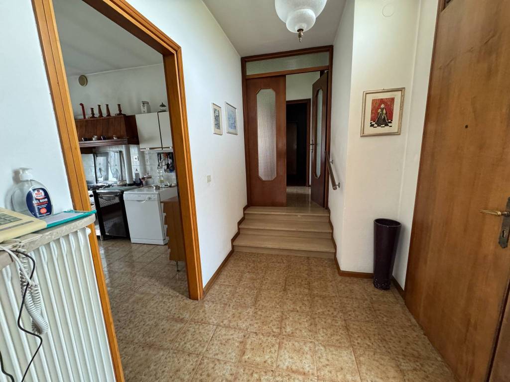Villa a Latisana in Via Trieste, 45 - Foto 5