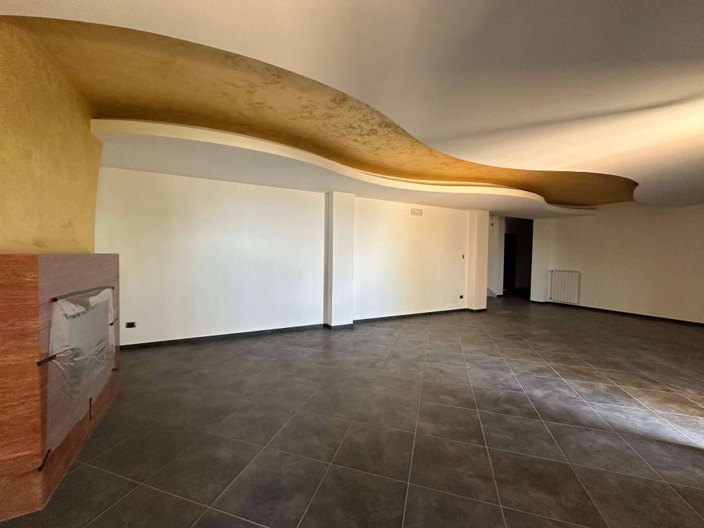 Villa a Montecorvino pugliano in via San Felice - Foto 2