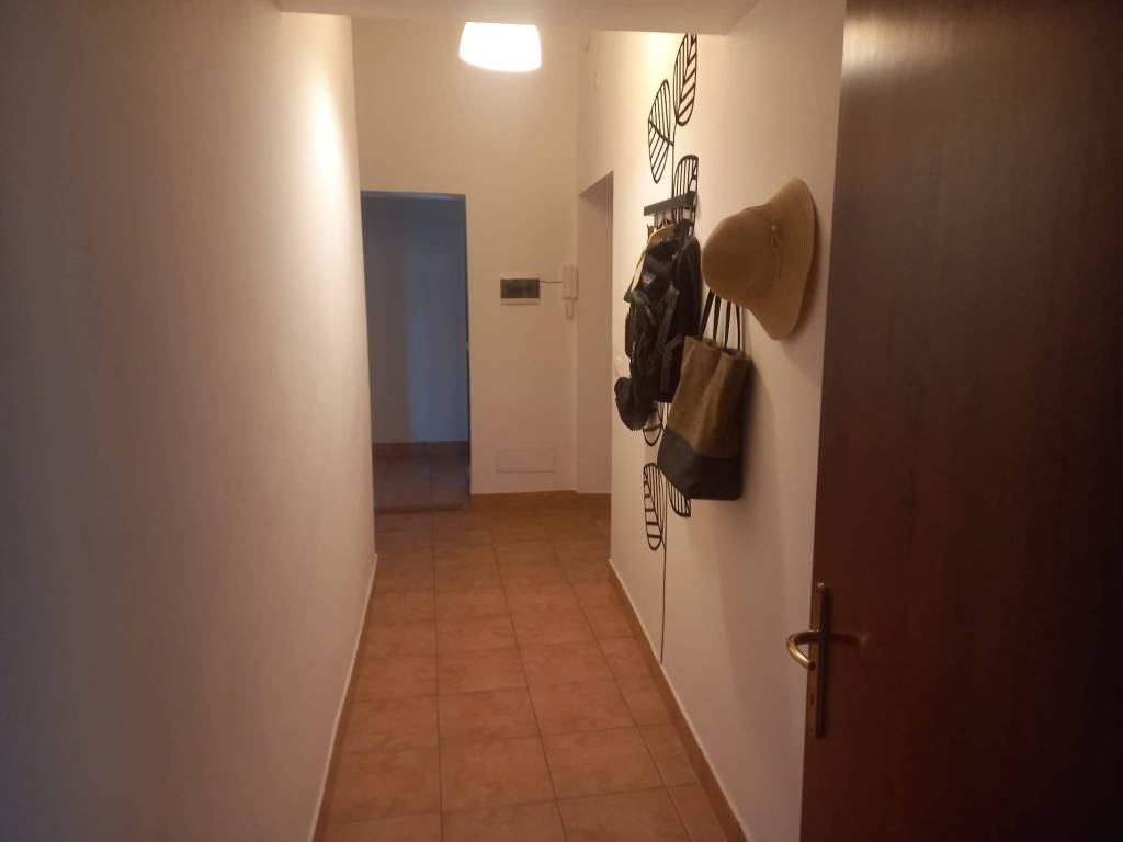 Appartamento a Genzano di roma in Corso Antonio Gramsci, 39 - Foto 4