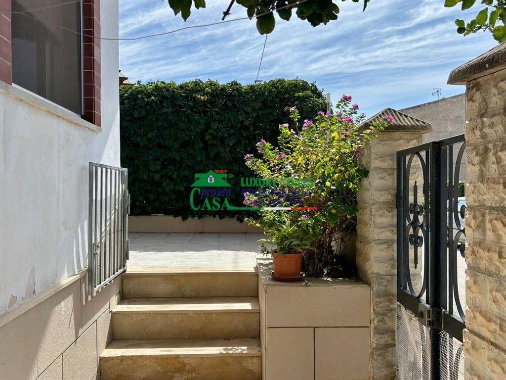 Appartamento a Santa croce camerina in Via Ancona - Foto 2