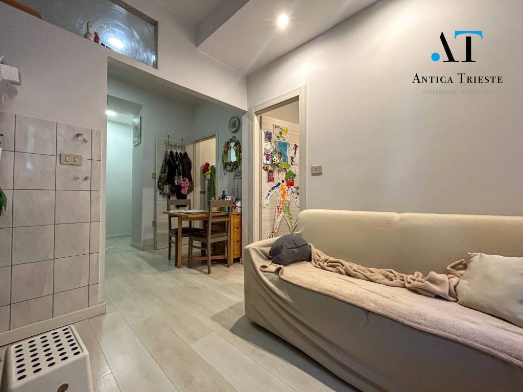 Appartamento a Trieste in Via Antonio Baiamonti, 4 - Foto 2