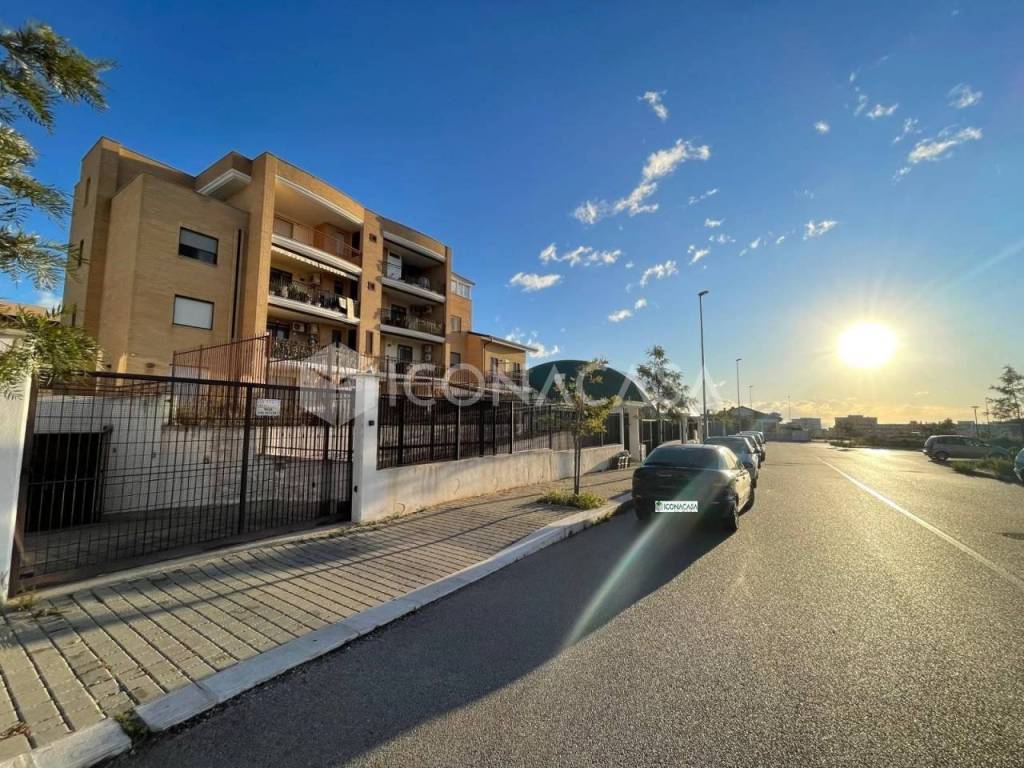 Appartamento a Manfredonia in Via Alberto Moravia, 8 - Foto 3
