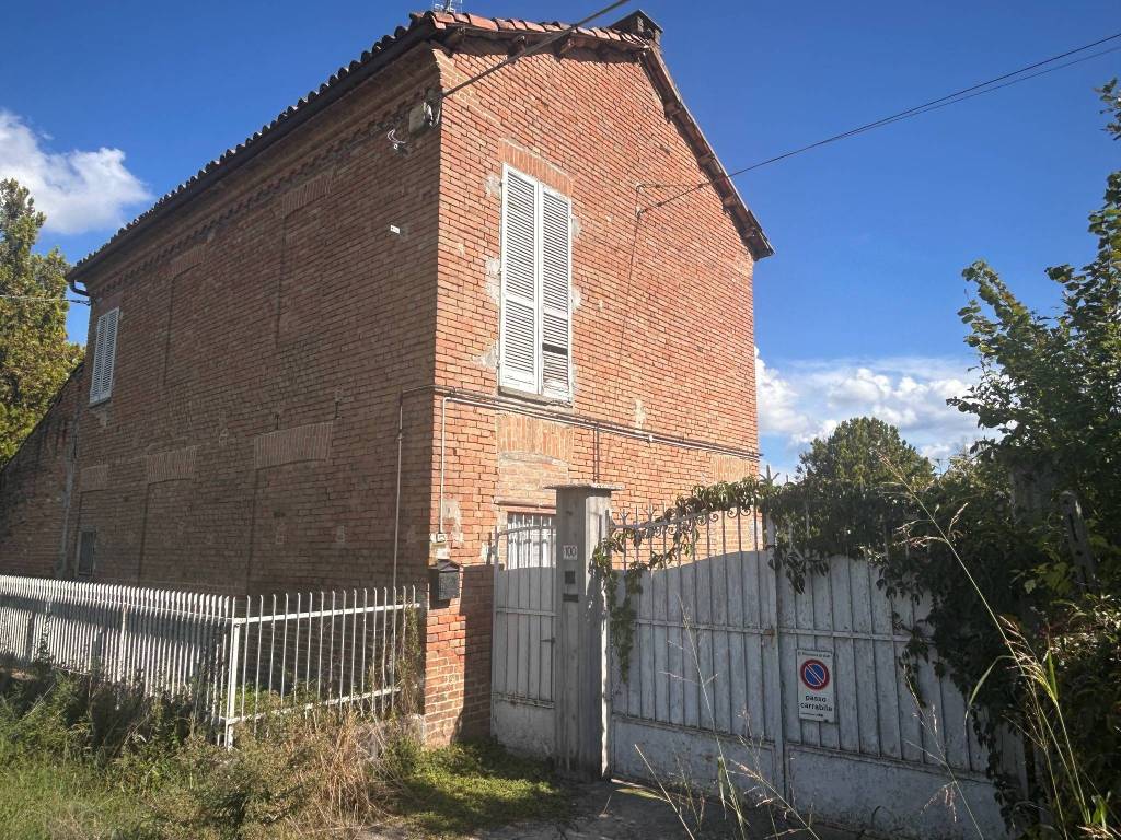 Rustico / casale a Castagnole delle lanze in Via Giovanni Abbate, 36 - Foto 4