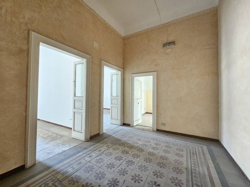 Appartamento a Taranto in Via Regina Elena, 118 - Foto 3