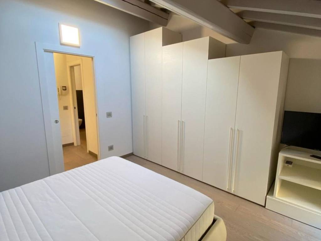 Appartamento a Modena in Via Luigi Carlo Farini - Foto 2