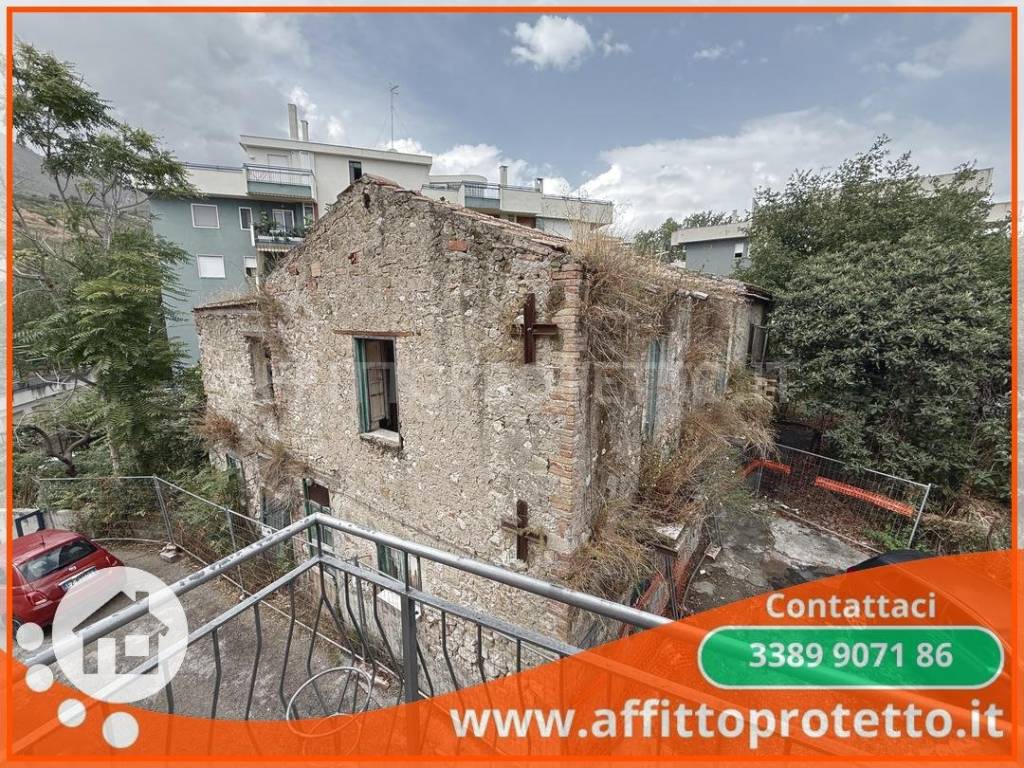 Villa a Formia in Via Adalgiso Ferrucci - Foto 5