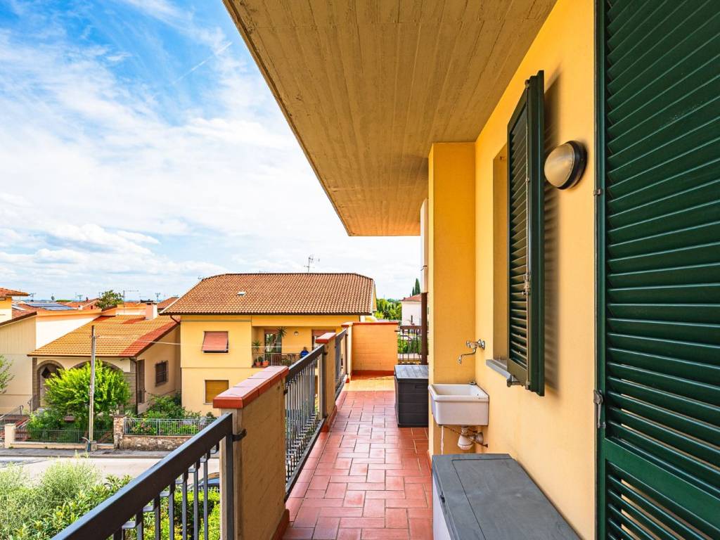 Appartamento a Buggiano in Via Oreste Landini - Foto 4