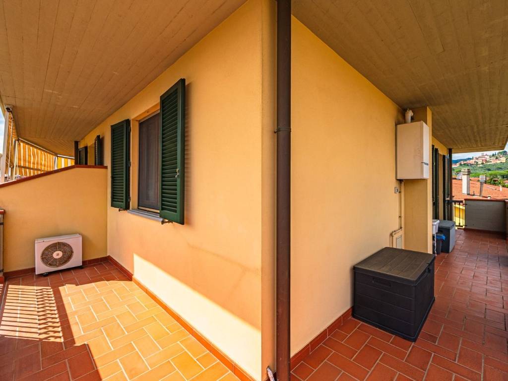 Appartamento a Buggiano in Via Oreste Landini - Foto 5