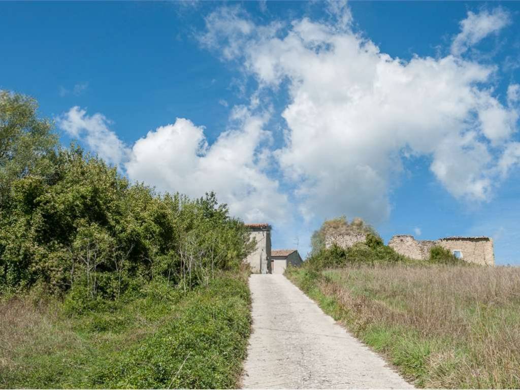 Rustico / casale a Castel di sangro in Colle Rotondo - Foto 3