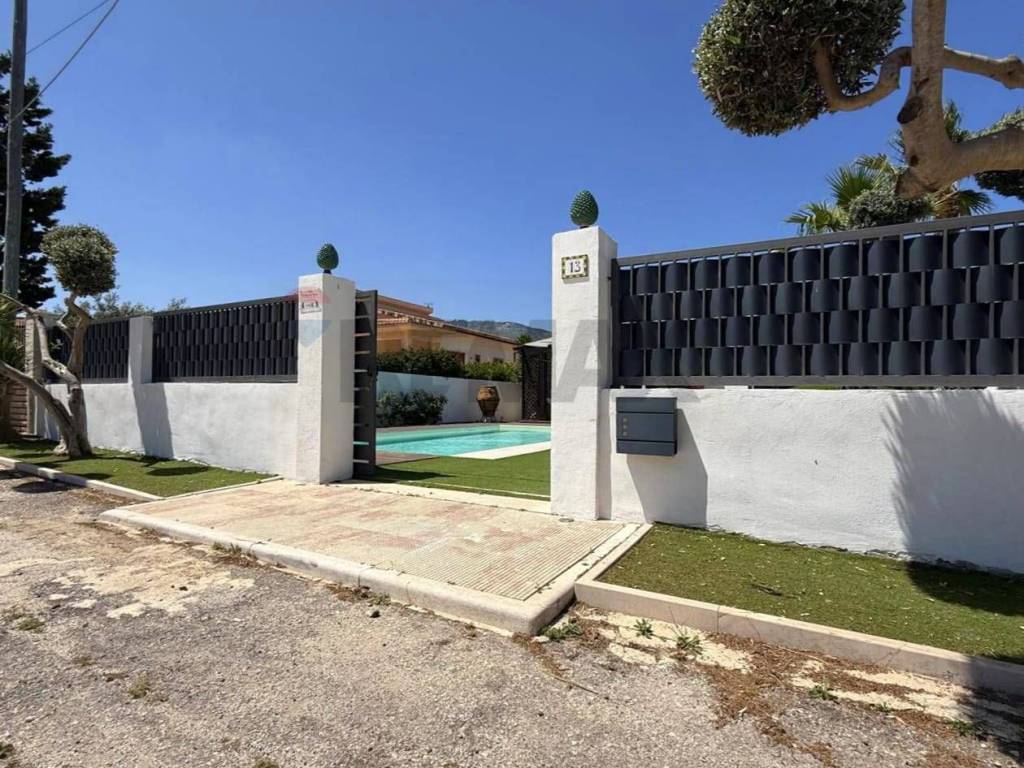 Villa a Valderice in Via Della Cernia, 13 - Foto 3