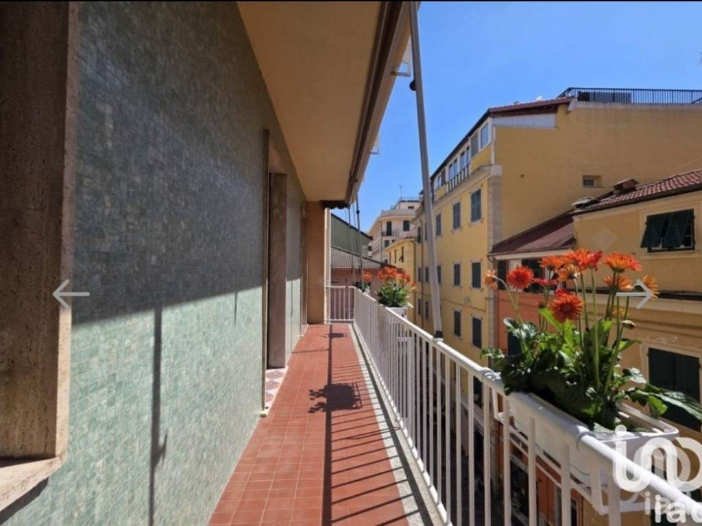 Appartamento a Varazze in Via Francesco Cilea, 54 - Foto 2
