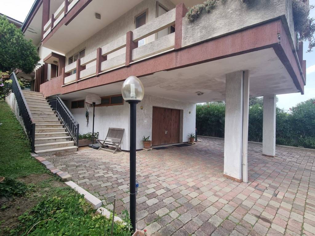 Villa a Pescara in Strada Colle Pineta, 44 - Foto 5