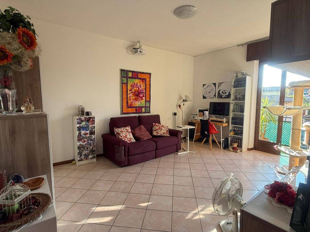 Appartamento a Verona in Via Adda, 6 - Foto 2
