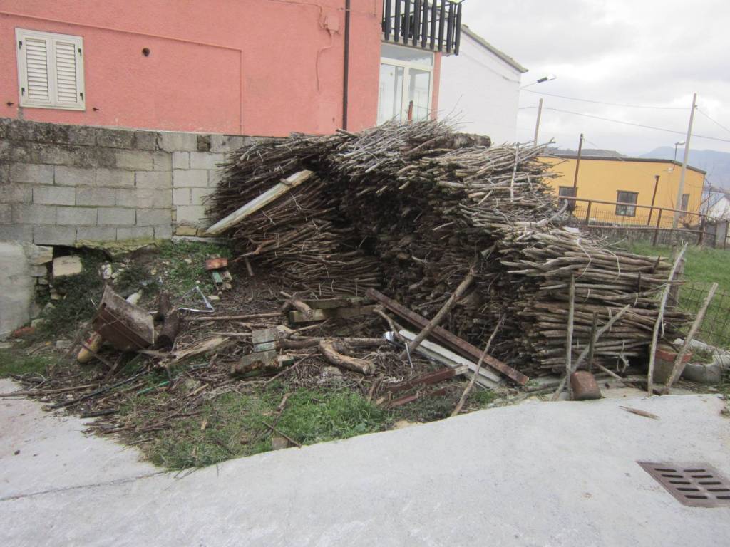 Rustico / casale a Agnone in Zona artigianale - Foto 5