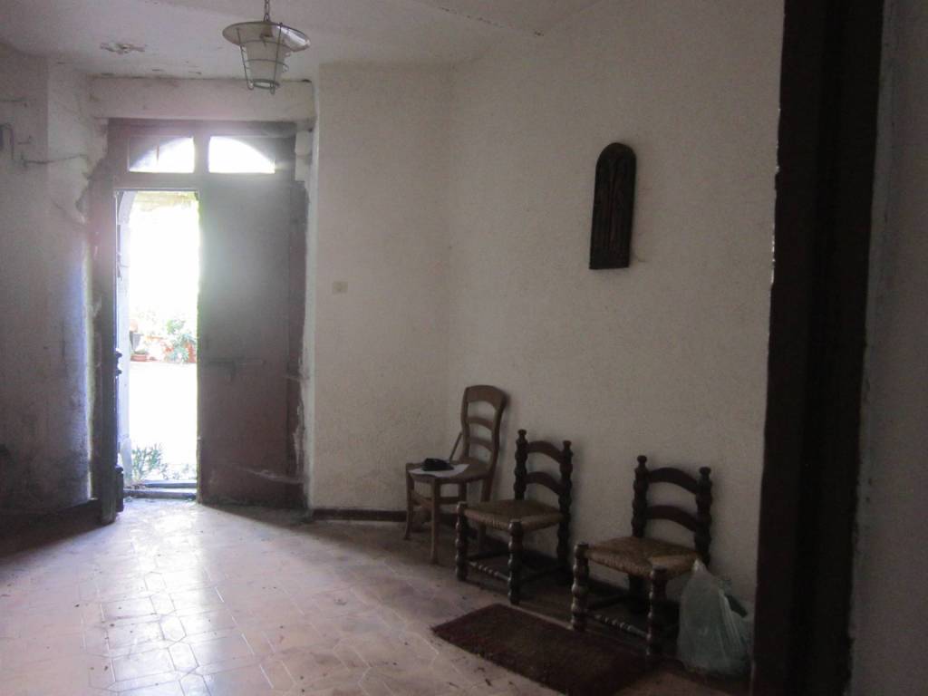 Casa indipendente a Belmonte del sannio in Via Tommaso Lemme - Foto 4