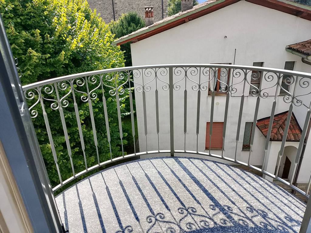 Appartamento a Ballabio in Via Alessandro Volta, 1 - Foto 3