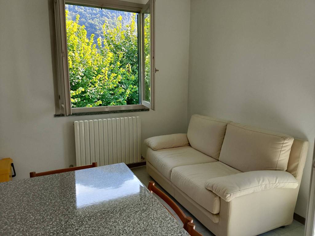 Appartamento a Ballabio in Via Alessandro Volta, 1 - Foto 4