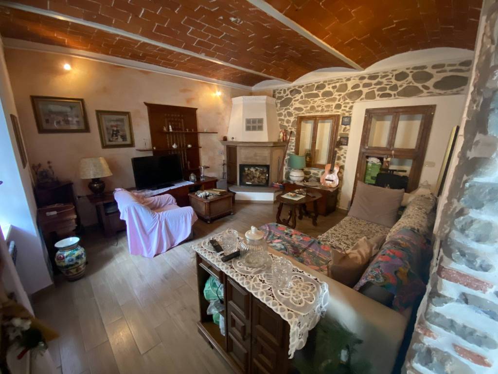 Casa indipendente a Vernio in Via Bolognese, 101 - Foto 5