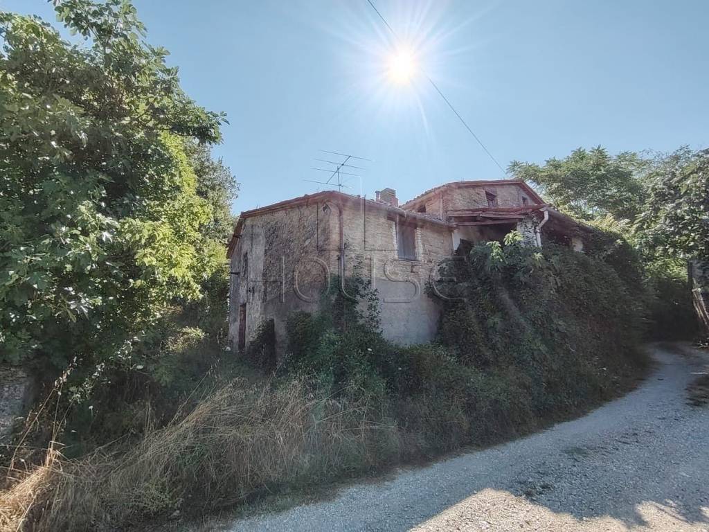 Appartamento a Monte santa maria tiberina in vocabolo Canutelicchio - Foto 2