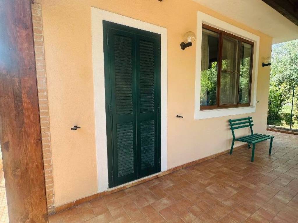 Villa a Terracina in Strada Lungo Canale - Foto 2