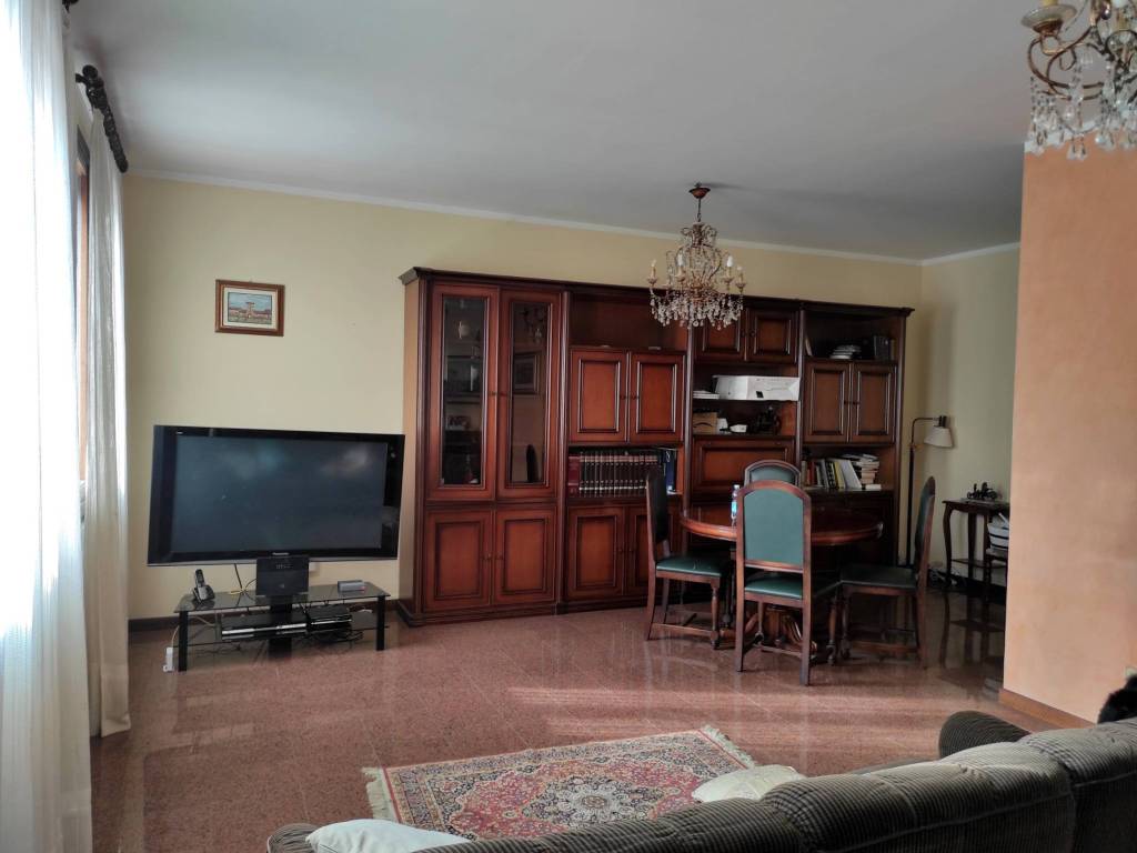 Appartamento a Cremona in Via Santa Maria in Betlem, 21 - Foto 3