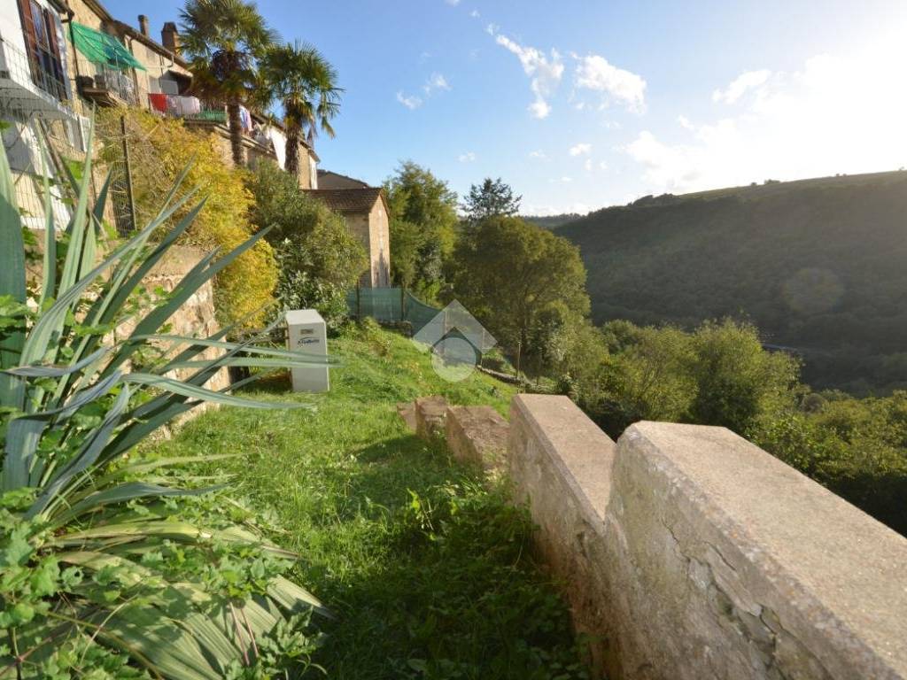 Box / garage a Baschi in Via della massea - Foto 4