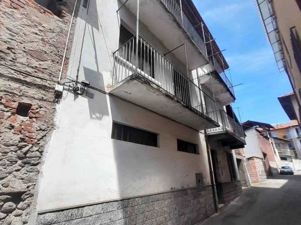 Villa a Romagnano sesia in Vicolo Dell'Abbadia, 15 - Foto 4