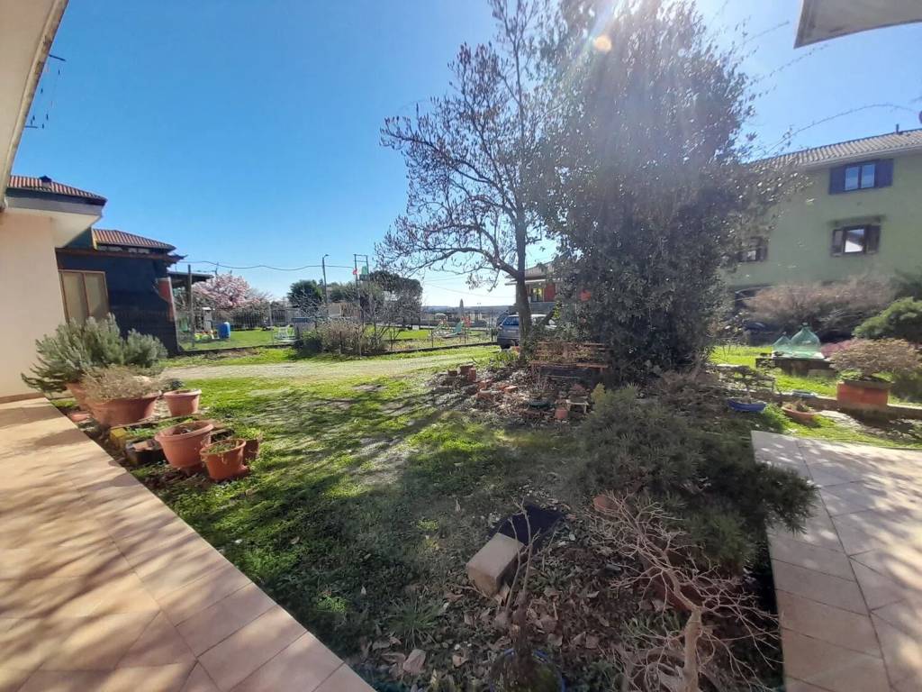 Villa a Romagnano sesia in Vicolo Belvedere, 26 - Foto 3