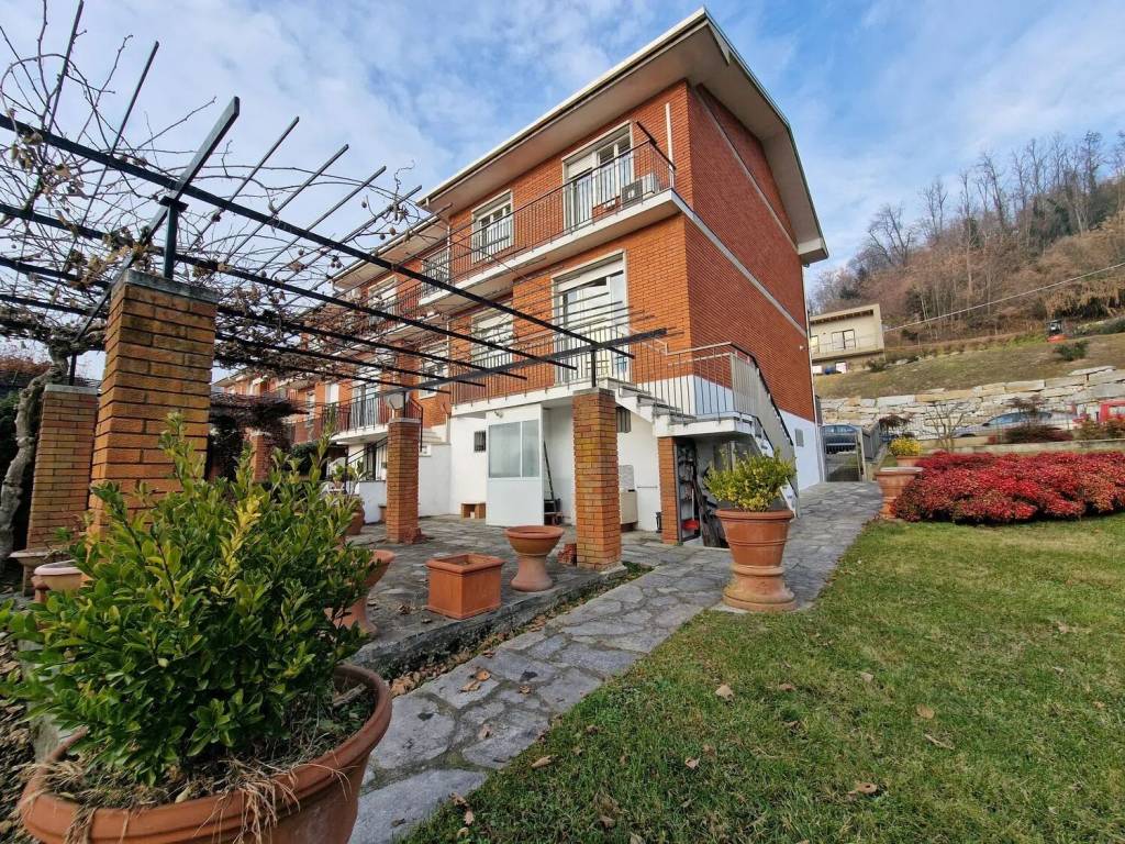 Villa a Grignasco in Via Dei Partigiani, 15 - Foto 2