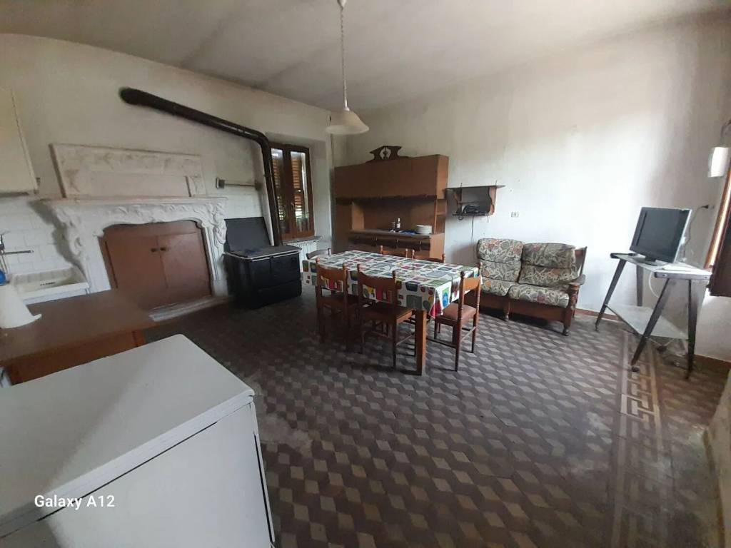 Villa a Prato sesia in Via Rivetto, 5 - Foto 3