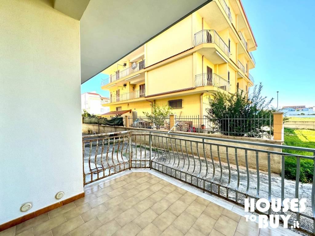 Appartamento a Cirò marina in Via Albert Einstein, 71 - Foto 3