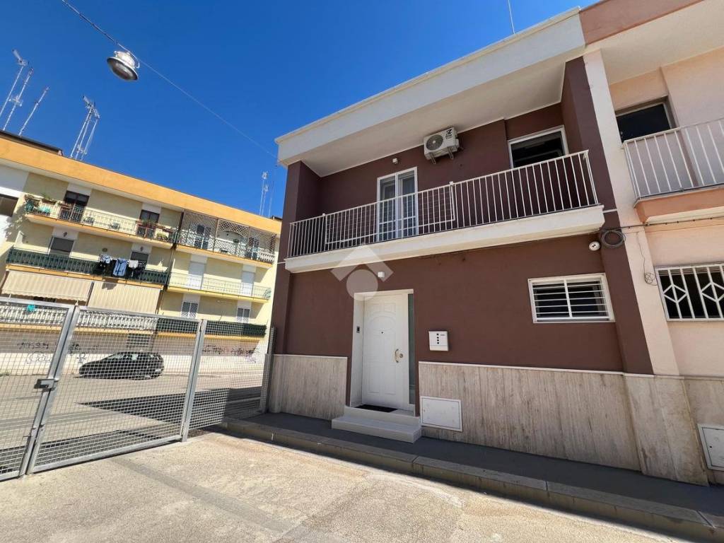 Casa indipendente a Barletta in Via Giambattista Calo' - Foto 3