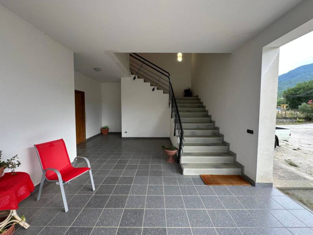 Villa a Tocco da casauria in Via Villa - Foto 2