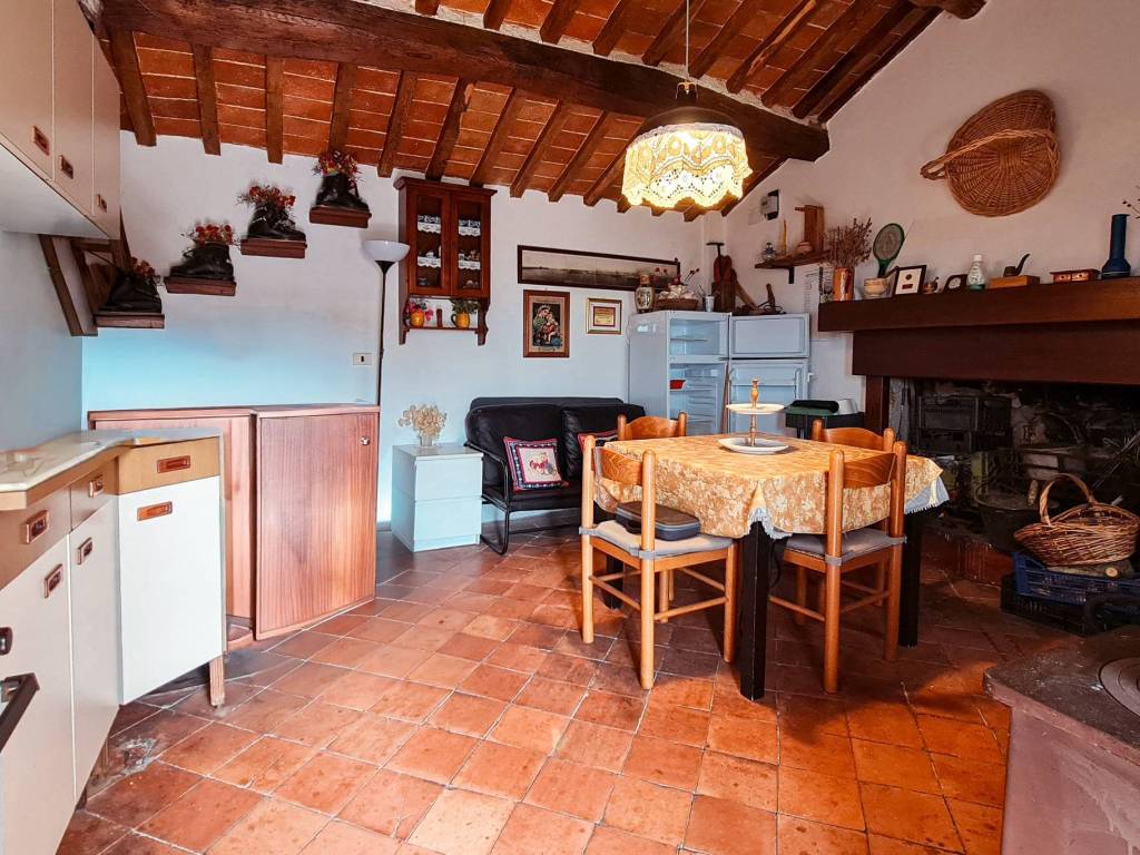 Appartamento a Santa fiora in Via Abbadia, 142 - Foto 2