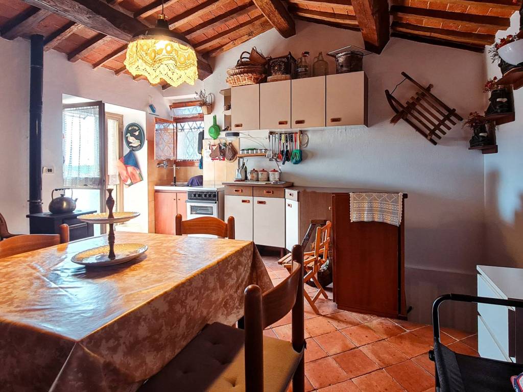 Appartamento a Santa fiora in Via Abbadia, 142 - Foto 3