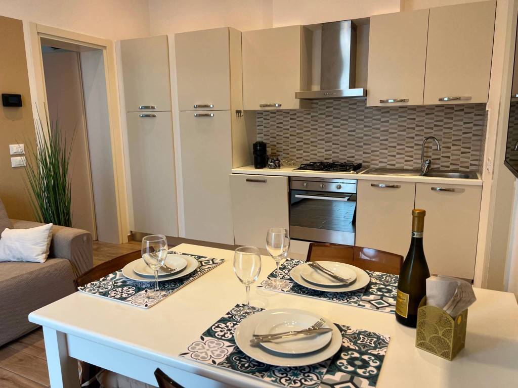 Appartamento a Riccione in Viale Ettore Fieramosca, 14 - Foto 2