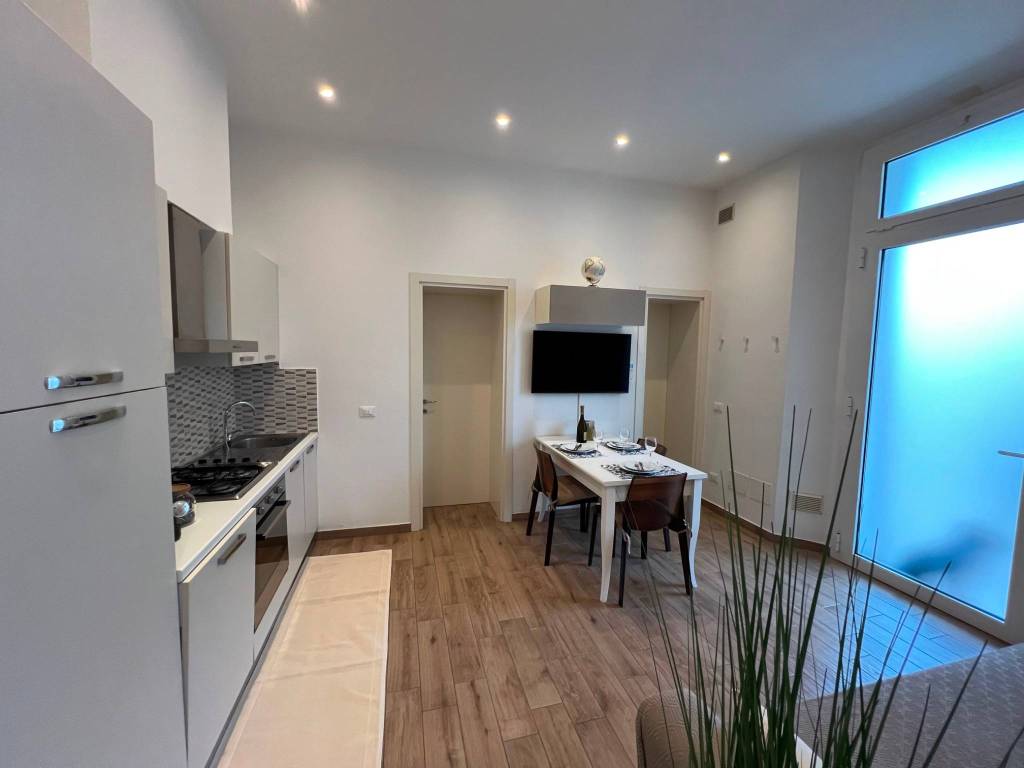 Appartamento a Riccione in Viale Ettore Fieramosca, 14 - Foto 3